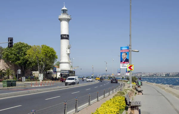 Farol Beira Mar Dia Primavera Bósforo Rua Kennedy Istambul Abril — Fotografia de Stock