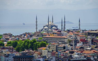 Sultanahmet Camii (Sultanahmet) Istanbul'da binanın tepesinden görünümü