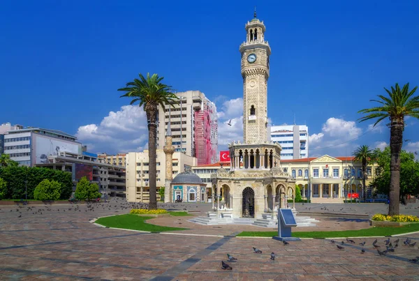 Famosa Torre Relógio Antiga Praça Konak Izmir Construída 1901 Torre — Fotografia de Stock