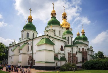 St. Sophia Katedrali Kiev içinde bir olağanüstü mimari anıt, Kiev Fransızca olduğunu Katedral şehrin en iyi bilinen yerler ve Ukrayna'da ilk mirası biridir