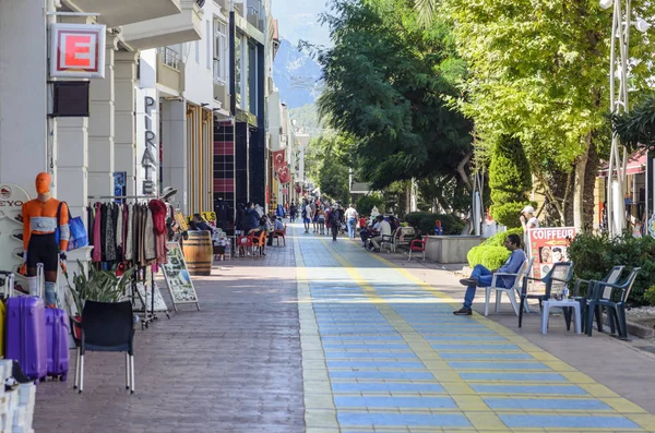 Kemer Türkiye Ekim 2017 Münir Özkul Liman Caddesi Ekim Kemer — Stok fotoğraf