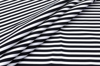 Pamuk siyah ve beyaz çizgili takım elbiseli