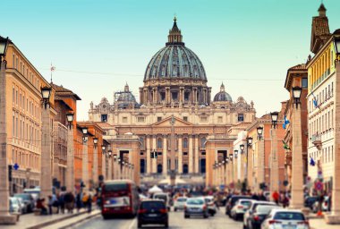 Vatikan'daki Aziz Petrus Bazilikası'nın manzarası. Roma, İtalya