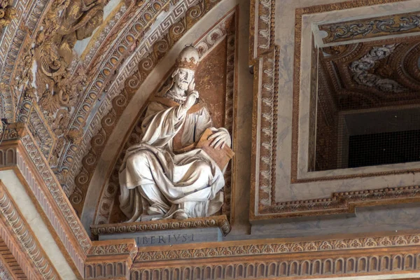 Bazilika svatého Petra v St. Peterově náměstí, Vatikánský městský stát. Vati — Stock fotografie