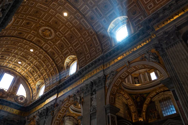 Roma Março 2019 Dentro Basílica São Pedro San Pietro Cidade — Fotografia de Stock