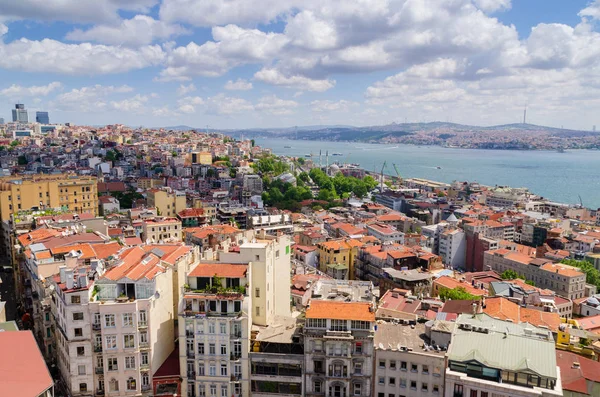 A galata-torony Isztambulban panorámás kilátás — Stock Fotó