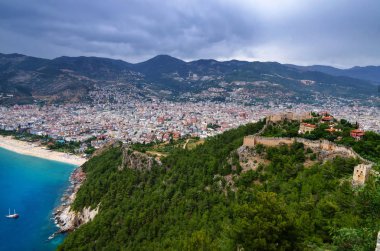 Alanya ve Alanya kalesinin Türkiye'deki panoramik manzarası