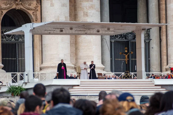 ROMA, ITALIA - 03 DE ABRIL DE 2019: El Papa Francisco durante la misa a —  Fotos de Stock