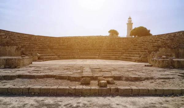 Antikes odeon amphitheater im archäologischen park von paphos (kato p Stockbild