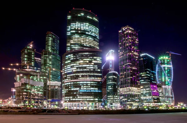 Vue Nuit Moscow International Business Center — Photo