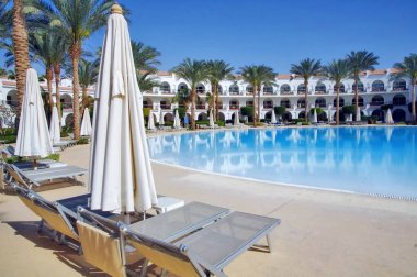 SHARM EL SHEIKH, EGYPT - 24 Şubat 2012: Savoy Otel arazisi manzarası