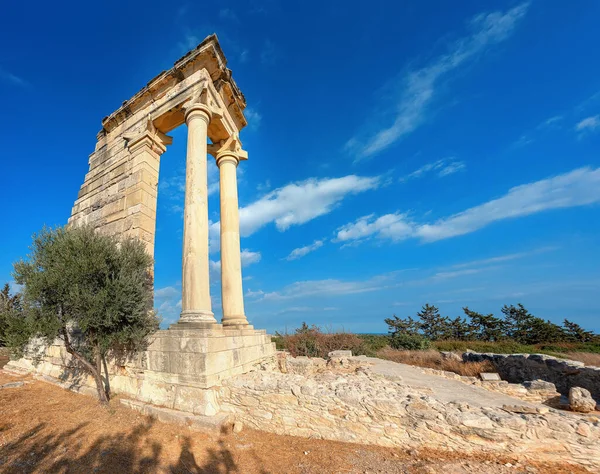 Ερείπια Του Αρχαίου Ιερού Και Ναού Του Απόλλωνα Υλάτη Κοντά — Φωτογραφία Αρχείου