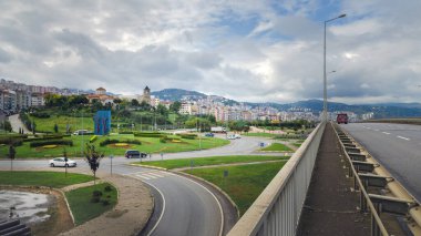 TRABZON, TURKEY - 11 Ekim 2018: Trabzon şehri Trabzon 'daki Ayasofya Camii (Ayasofya) yakınlarındaki Trabzon şehri.