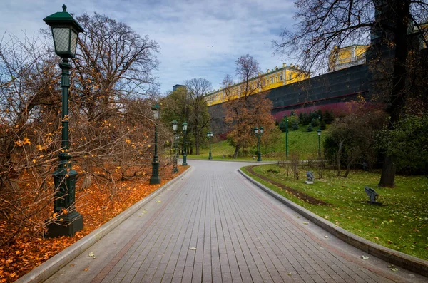 Alexandergarten Und Moskauer Kreml Einem Herbsttag Moskau — Stockfoto