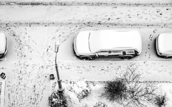 Parcheggio Innevato Monocromo Vista Dall Alto Piano — Foto Stock