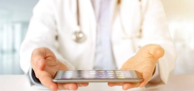 Tablet pc klinikte gösterilen doktor