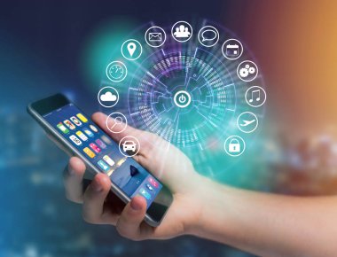 Uygulama - teknoloji app kavramı çevrili bir teknoloji arabiriminin bir ev düğme görünümünü