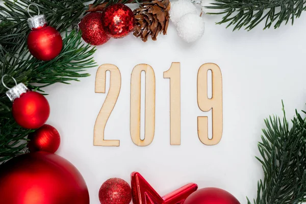 Noel Tatil Dekorasyonu Ile 2019 Yeni Yıl Kompozisyon Görünümünü — Stok fotoğraf