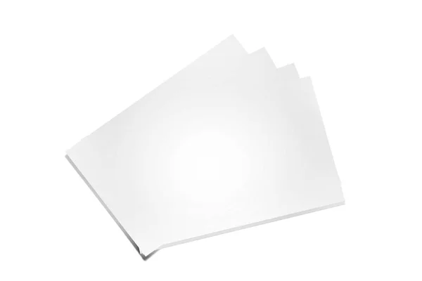 Mock-up av visitkort på en vit bakgrund-3D rendering — Stockfoto