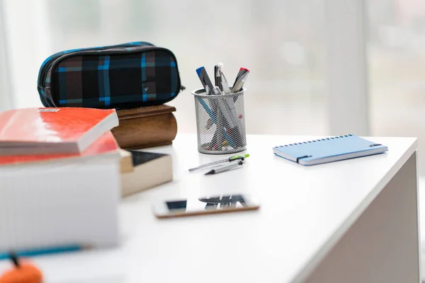 Uitzicht Werkplek Met Laptop Kantoor Apparatuur — Stockfoto