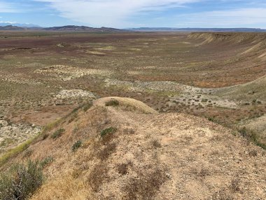 Yüksek çöl tepeleri