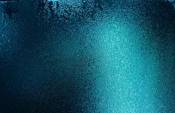 Gocce d'acqua su vetro bagnato — Foto Stock