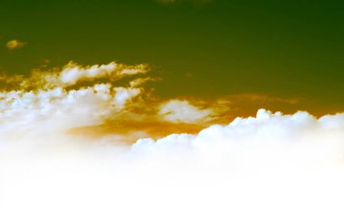 Bulutlu dramatik gökyüzü. Doğa arkaplanı.