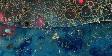 Soyut arkaplan. Mermer desenli leke. Su ve yağda akrilik mavisi.