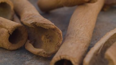 Tarçın kabuğunun makro görüntüsü