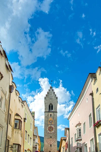 Zwolferturm Sulla Strada Principale Vipteno Sterzing Alto Adige Italia — Foto Stock