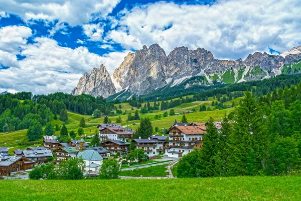 Cortina Ampezzo Włoskich Alpach Dolomitach Rang — Zdjęcie stockowe