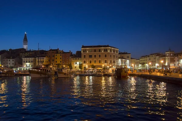 Rovinj Stad Istrië Kroatië Bij Zonsondergang Vanaf Een Boot Adriatische — Stockfoto