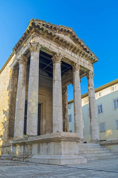 Templo Romano Augusto Pula Ístria Croácia — Fotografia de Stock