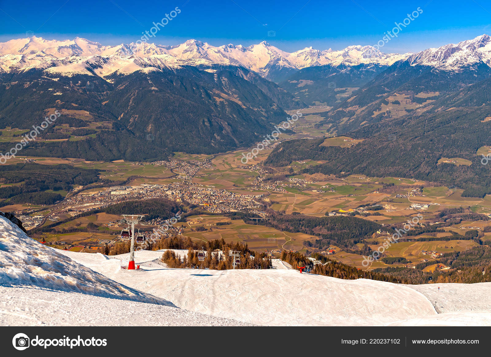 Winterlandschap Dolomieten Plan Corones Kronplatz Skigebied Italie Met Brunico Bruneck Stockfoto C Boerescul 220237102