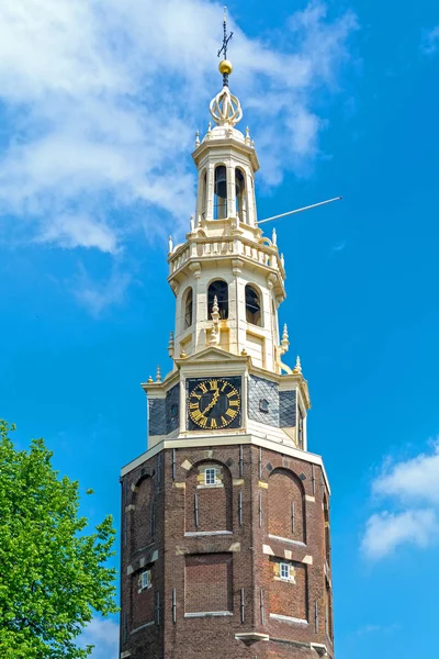 Montelbaanstoren Torn Banken Över Kanalen Oudeschans Amsterdam Nederländerna — Stockfoto