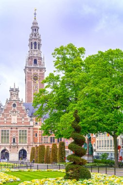 Leuven, Belçika, neo-Rönesans Üniversite Kütüphanesi kule bina