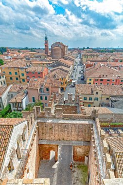 Cittadella, Padova eyaletinin kuzey İtalya - Ortaçağ duvarlı şehir savunma duvarından görüntülemek 