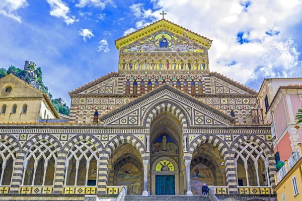 Catedral em Amalfi, Italia — Fotografia de Stock