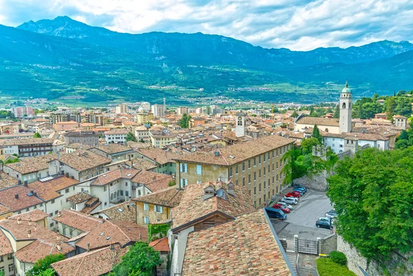 Trentinu, İtalya'daki Rovereto kasabası — Stok fotoğraf