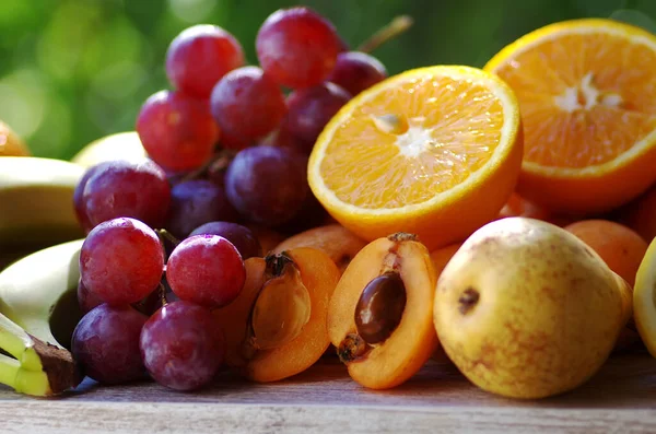 Fatias Frutos Nata Uvas Frutas Cítricas — Fotografia de Stock