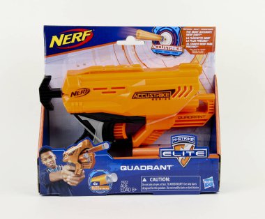 Spencer, Wisconsin, Aralık, 3, 2018 Nerf çeyreği oyuncak tabanca Nerf Şu anda sahibi tarafından Hasbro oyuncak markasıdır