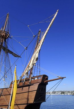 ahşap yelkenli gemi