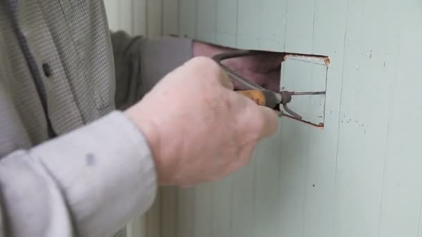 Using Coping Saw Prepare Opening Mail Delivery — Stock Video
