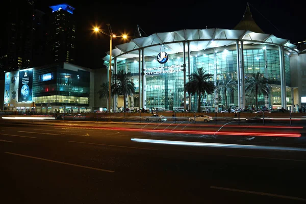 Qatar Doha Marzo 2018 Tráfico Por Carretera Cerca Del Centro — Foto de Stock