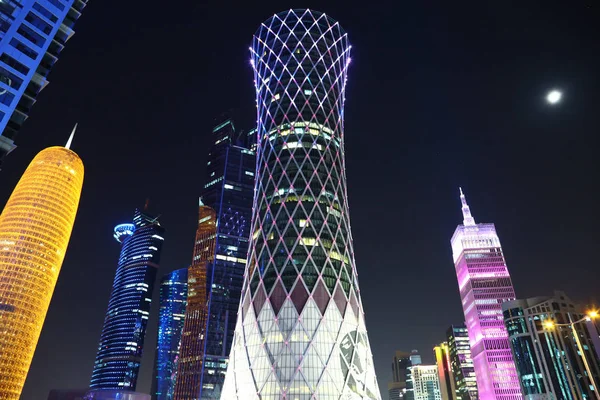 Qatar Doha March 2018 Night Financial Centre Doha Capital Most — Stock Photo, Image