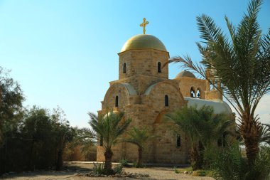St John Baptist Kilisesi Ürdün Nehri. Yeni inşa edilen John Baptist Rum Ortodoks Kilisesi, Rum Ortodoks Patrikhanesi, tarihi yerler Ürdün Krallığı Jorda İsa'nın vaftiz