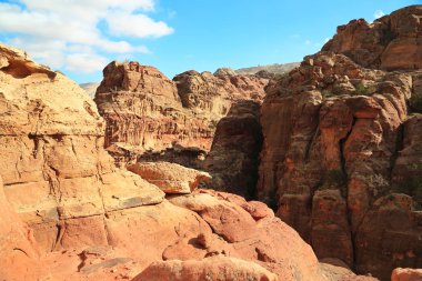 Başlangıçta Raqmu - Ürdün Haşimi Krallığı tarihi ve arkeolojik şehirde olarak Nabateans için bilinen Petra, Petra, dağlarda