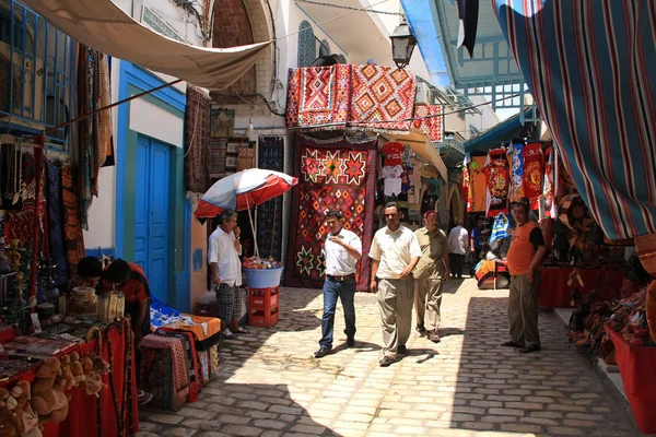 Tunisia Sousse Junio 2010 Pueblo Tunecino Viejo Mercado Oriental Barrio —  Fotos de Stock