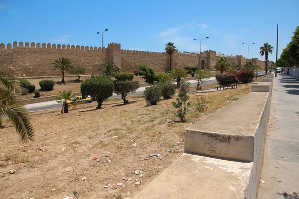 Silničního Provozu Blízkosti Staré Pevnosti Čtvrti Medina Sousse Tunisko Medina — Stock fotografie