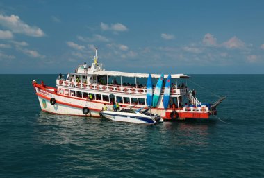 Tayland, Körfez Siam, 8 Nisan 2014: Körfez Siam Tayland zevk tekneler